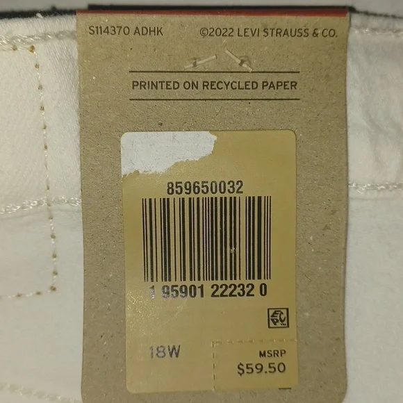 Levi's 501 Button-Fly Shorts White Size-18W NWT - Picture 5 of 5